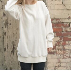 Kavu Riverton Ivory Long Sweatshirt with Pockets medium